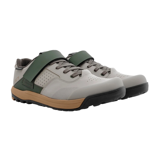 GE700 Shoes